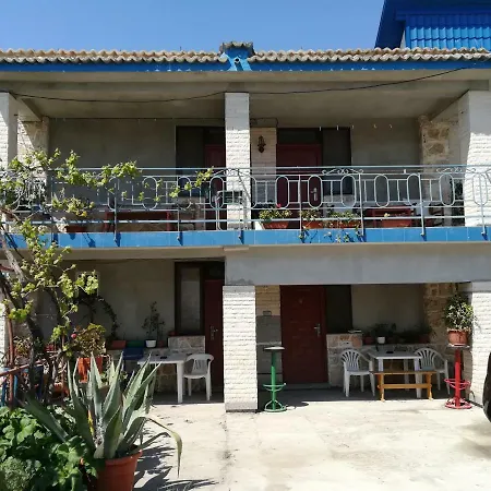 Gasthuis La Mariana Vama Veche