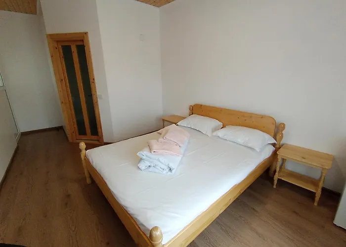 Guest house La Mariana