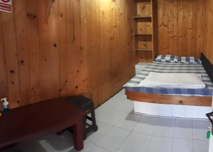 Guest house La Mariana *