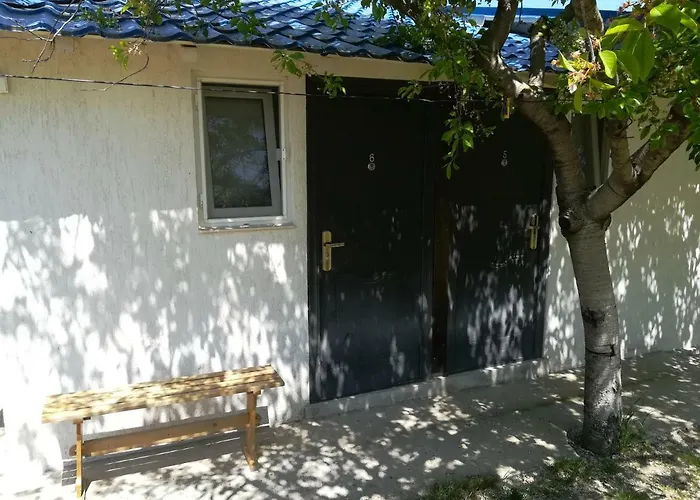 La Mariana Guest house *